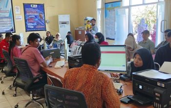 Dukung Program Bupati Bangkep, Ratusan ASN Ber-KTP Luar Daerah Ramai-Ramai Pindah ke KTP Bangkep