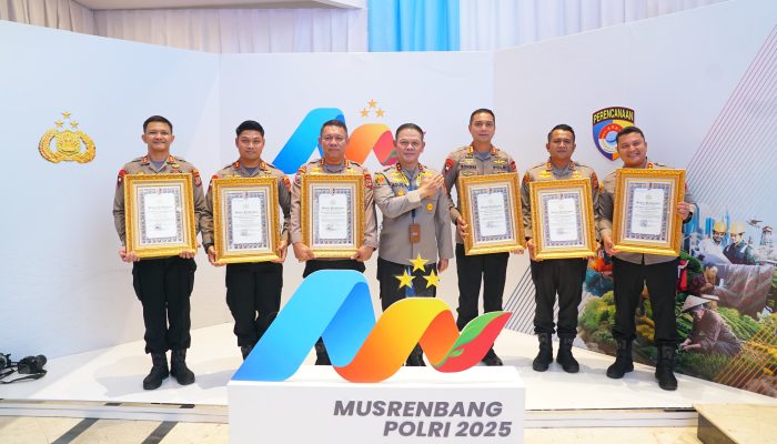 Dansat Brimob dan Lima Kapolres di Polda Sulteng, Raih Penghargaan Bergengsi Dari Kapolri
