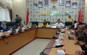 Bupati Banggai Diwakili Plt. Asisten II, Hadiri Rakor TPID dan TP2DD Tahun 2025