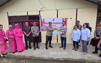 Sambut Hari Bhayangkara ke-79, Polres Morowali Utara Bedah Rumah Warga