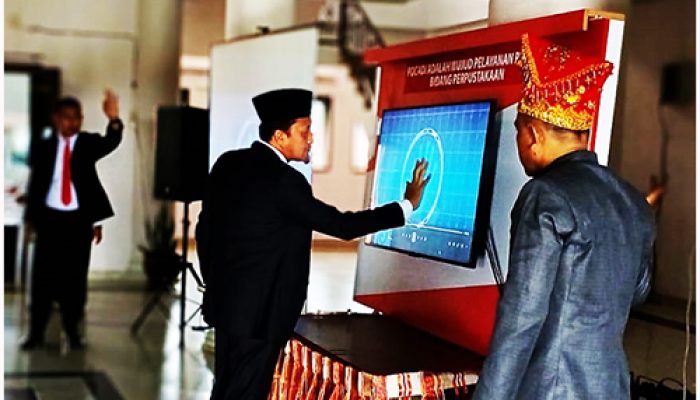 Dinas Perpustakaan Dan Kearsipan Tojo Una Una meluncurkan Aplikasi e-maimo mombaca