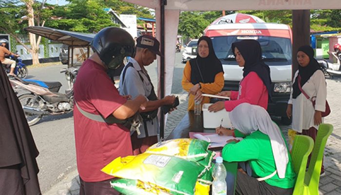 Antisipasi Harga Beras Melampaui HET Pemda Tojo Una Una  Menggelar  Operasi Pasar Murah