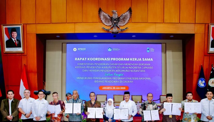 Wabup Djira Teken MoU Dengan Kemendikdasmen dan APKASI, Untuk Majukan Pendidikan di Morowali Utara
