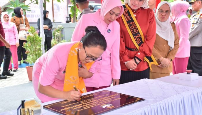 Istri Kapolri Resmikan Gedung TK Kemala Bhayangkari 01 Cabang Pimstaf Daerah Sulawesi Tengah