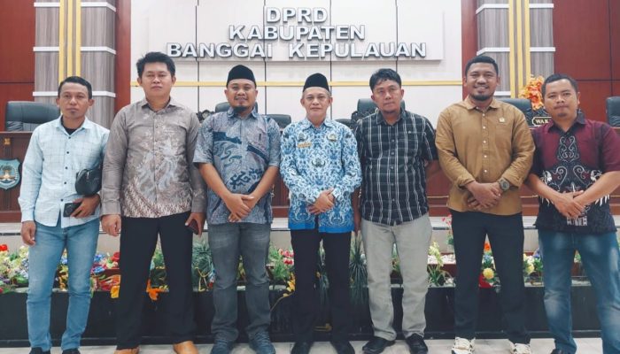 Tiga Anggota DPRD TOUNA, Berkunjung dan Bersilaturahmi ke Kantor DPRD Bangkep