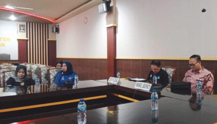 Wabup Bangkep Serfi Kambey, Ikuti Rapat Virtual Nasional Pemantapan Program Makan Bergizi Gratis