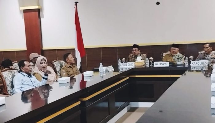 Bupati Bangkep, Ikuti Launching Perdana Koperasi Merah Putih Secara Virtual
