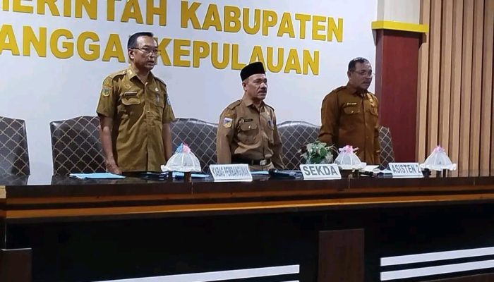 Pj Sekda Bangkep Suripto Nurdin, Buka Rapat Evaluasi Realisasi APBD Triwulan II Tahun 2025