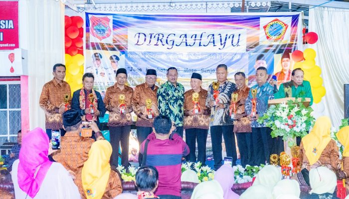 Mewakili Bupati Banggai, Asisten 2 Hadiri Tasyakuran Dalam Rangka Peringati HUT PWRI Yang Ke-63