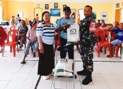 Dukung Program Ketahanan Pangan Pemkab Bangkep, Kades Mamulusan Salurkan Bantuan Beras ke 52 KK