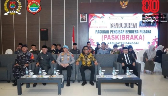 Ketua DPRD Banggai, Hadiri Pengukuhan Paskibraka 2025