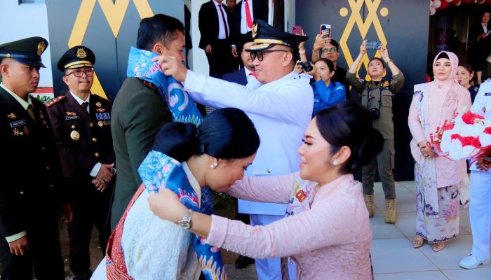 Dandim 1311/Morowali Yang Baru, Disambut Dengan Adat Mori di Kantor Bupati Morut