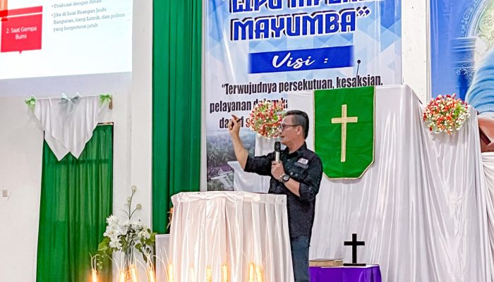 Kembali Turun ke Lapangan, PMI Morut Sosialisasi Mitigasi Bencana Gempa di Gereja Bethesda Mayumba