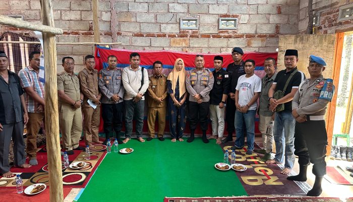 Kunjungi Keluarga MR, Polda Sulteng Ucapkan Duka Cita dan Berjanji Kasusnya Ditangani Secara Profesional dan Transparan