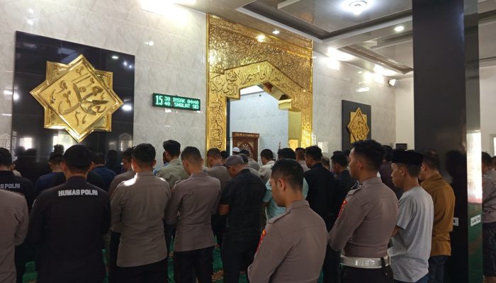 Polda Sulteng Gelar Salat Gaib, Untuk Almarhum Affan Kurniawan Driver Ojek Online