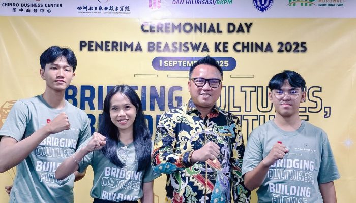 Morut Kirim Tiga Mahasiswa Lagi Belajar di China, Bupati Delis : Jangan Manja, Milikilah Jiwa Petarung