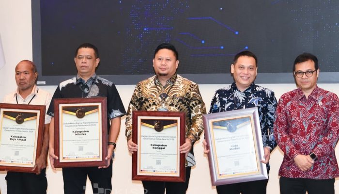 Pemkab Banggai Buktikan Komitmen Digitalisasi Layanan Publik, Sabet Penghargaan GM-DTGI 2025