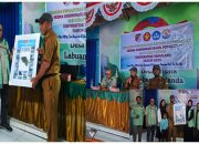 Tim Teknik Geologi Fakultas Untad Palu Melaksanakan Edukasi Geotrek Tanjung Api di Tojo Una Una