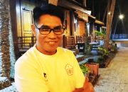 Sepotong Malam Dengan Mahmud Marhaba di Kawasan Cottage Marina Ampana