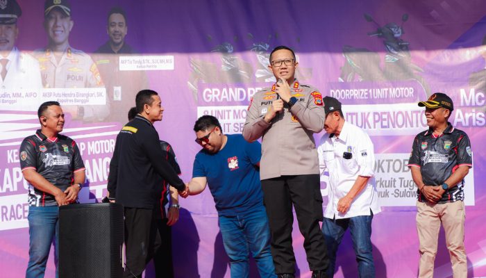 AKBP Putu Buka Resmi Kejuaraan Balap Motor Kapolres Banggai Cup 2025