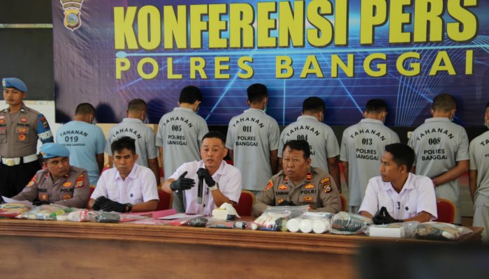 Polres Banggai Gelar Press Conference Kasus Narkoba, 26 Tersangka Termasuk 2 Wanita Dihadirkan ke Publik