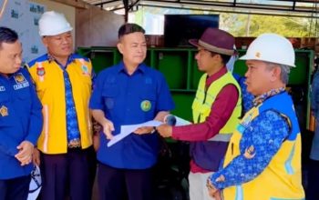 Plt Kadis PUPR Lakukan Monev Bersama Tim PPSD, Tinjauan Proyek Drainase Kompleks Masjid Agung