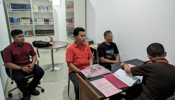 Polres Banggai Ungkap Pencurian Dengan Kekerasan, Barang Bukti dan Pelaku Diserahkan ke Kejari