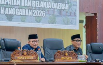 Ketua DPRD Banggai Saripudin Tjatjo, Pimpin Paripurna Penetapan APBD 2026 Senilai Rp2,72 Triliun