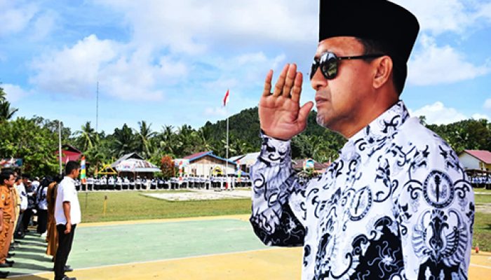 Abdul Mu’ti: Pentingnya Peran Guru Sebagai  Pilar Utama Mencerdaskan Kehidupan Bangsa Membentuk Karakter Generasi Masa Depan.