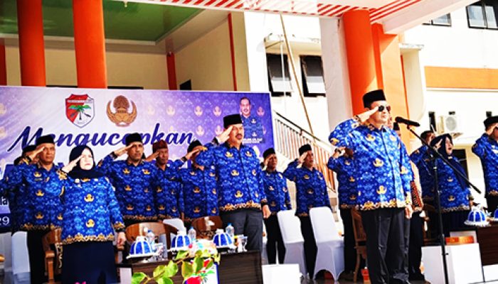 Pimpin Upacara HUT KORPRI ke-54, Bupati Ilham Lawidu Tekankan Transformasi Digital dan Penguatan Integritas ASN