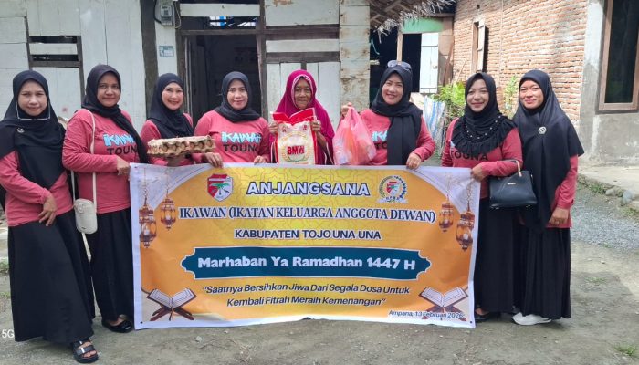 Wujud Kepedulian IKAWAN DPRD Tojo Una Una Gelar Aksi Sosial