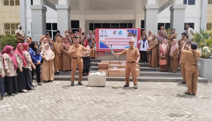 3604 Berkas Arsip Dispursip Tojo Una Una  Dimusnahkan 