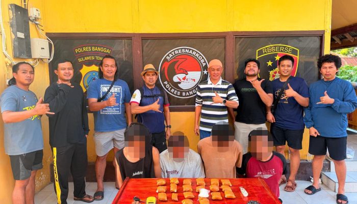 Peredaran Sabu Digagalkan, 4 Terduga Dibekuk Dengan Barang Bukti 1 Kilogram Lebih Disita