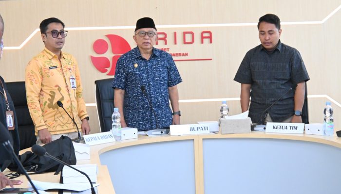 Wabup Banggai Buka Seminar Kajian Optimalisasi Potensi Lokal Pakan Ternak Tahun 2026