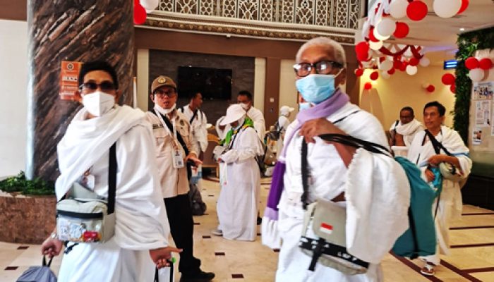 Menuju Armuzna: Di Antara Debu, Doa, dan Air Mata Isak Tertahan Yang Tak Terucap