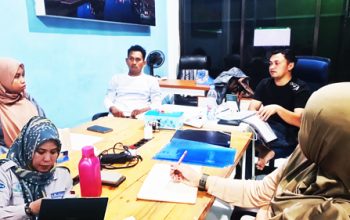 Perusahan Agrifresh Tropical Serius  Percepatan Penananam Pisang Canvendis di Tojo Una 