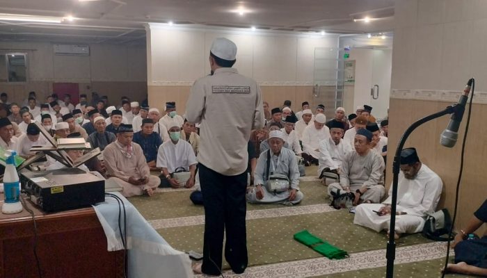 Memantapkan Persiapan Ke ARNUZNA  Jemaah Calon Haji Menerima Bimbingan