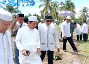 H. Mahmud Lahay : Penanaman Perdana Pisang Canvendish di Tojo Una Una Sinyalemen Yang Berorientasi Pada Pemberdayaan Ekonomi Kerakyatan
