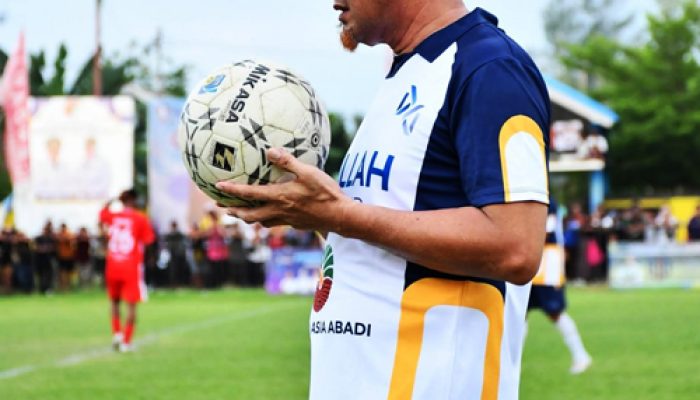 Lapangan Stamina Ampana Menjadi Ajang Turnamen Sepak Bola Piala Gubernur Sulteng“BERANI Cup Tahun 2026”