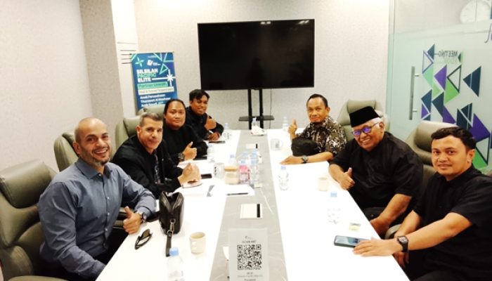 Sekjen PB Alkhairat Melakukan Pertemuan Dengan Eksportir Pisang Canvadish Ke Timur Tengah