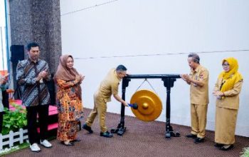 Bupati Amirudin Buka Diklat Pengembangan Usaha Koperasi Merah Putih, Dorong Transformasi Digital Koperasi di Banggai
