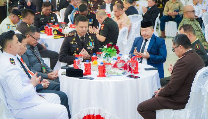 Hadiri Syukuran Hari Bhayangkara ke-80, Bupati Amiruddin Tamoreka Apresiasi Polres Banggai Jaga Kondusivitas Daerah