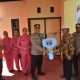 Wujud Pengabdian di Hari Bhayangkara ke-80, Kapolres Morowali Utara Resmikan Bedah Rumah Warga di Desa Tompira
