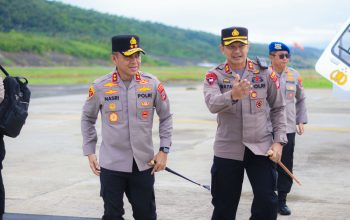 Kapolres Banggai Sambut Kedatangan Kapolda Sulteng di Bandara Luwuk