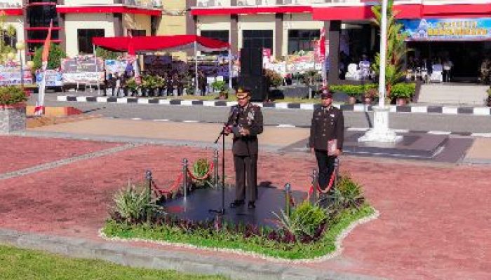 Pimpin Upacara Hari Bhayangkara ke-80, Kapolres Banggai Tegaskan Polri Untuk Masyarakat