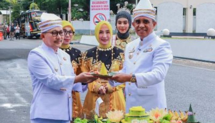 Gubernur Anwar Hafid Pimpin Upacara HUT ke-66 Kabupaten Banggai, Apresiasi Capaian Pembangunan Daerah