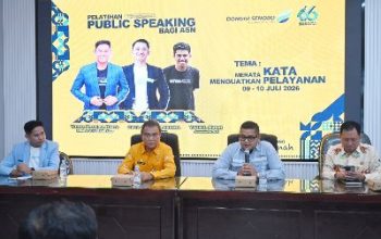 Sekda Banggai Buka Pelatihan Public Speaking ASN Yang Digelar DSLNG