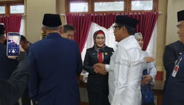 Herlita Tongko Resmi Dilantik Sebagai Sekretaris DPRD Kabupaten Banggai