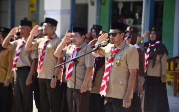 Bupati Ilham Lawidu Pimpin Upacara Hari Pramuka ke-65 di Ampana Kota