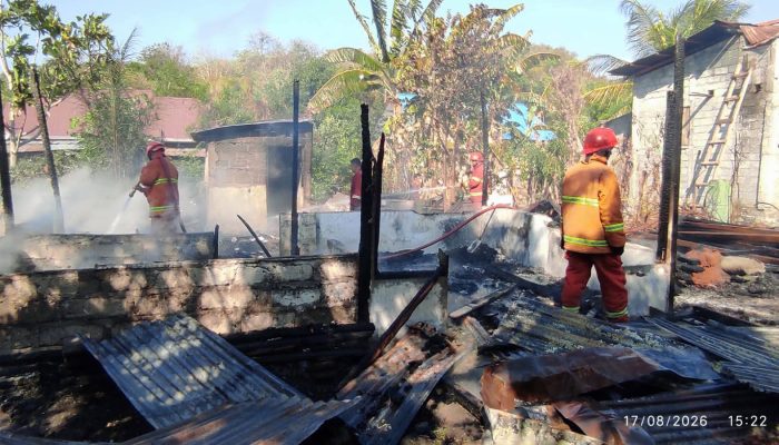 Kebakaran Hanguskan Satu Rumah di Kawasan KTM Padauloyo Desa Tampabatu, Kecamatan Ampana Tete